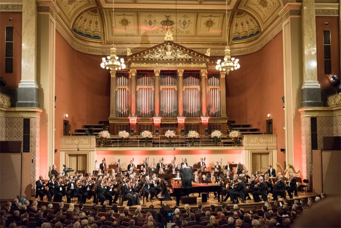 10.11.2016 - Česká filharmonie po 45 letech v Liberci