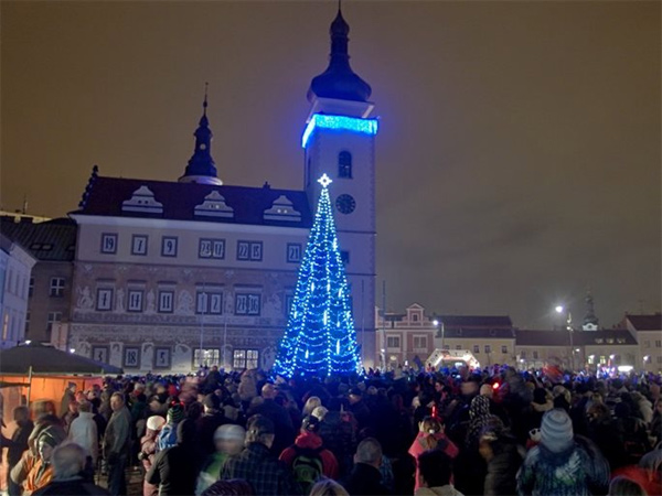03.12.2017 - Rozsvěcení vánočního stromu - Mladá Boleslav
