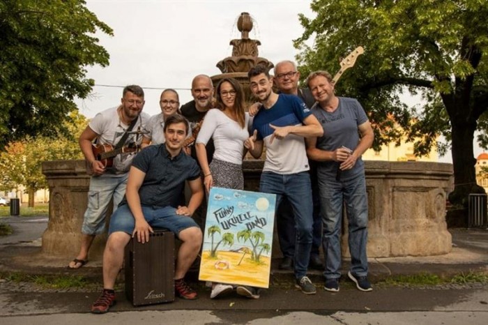 16.08.2019 - Music on the Square 2019: Funny Ukulele Band / Slaný
