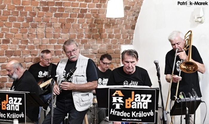 19.07.2020 - ART JAZZ BAND - Koncert / Hradec Králové